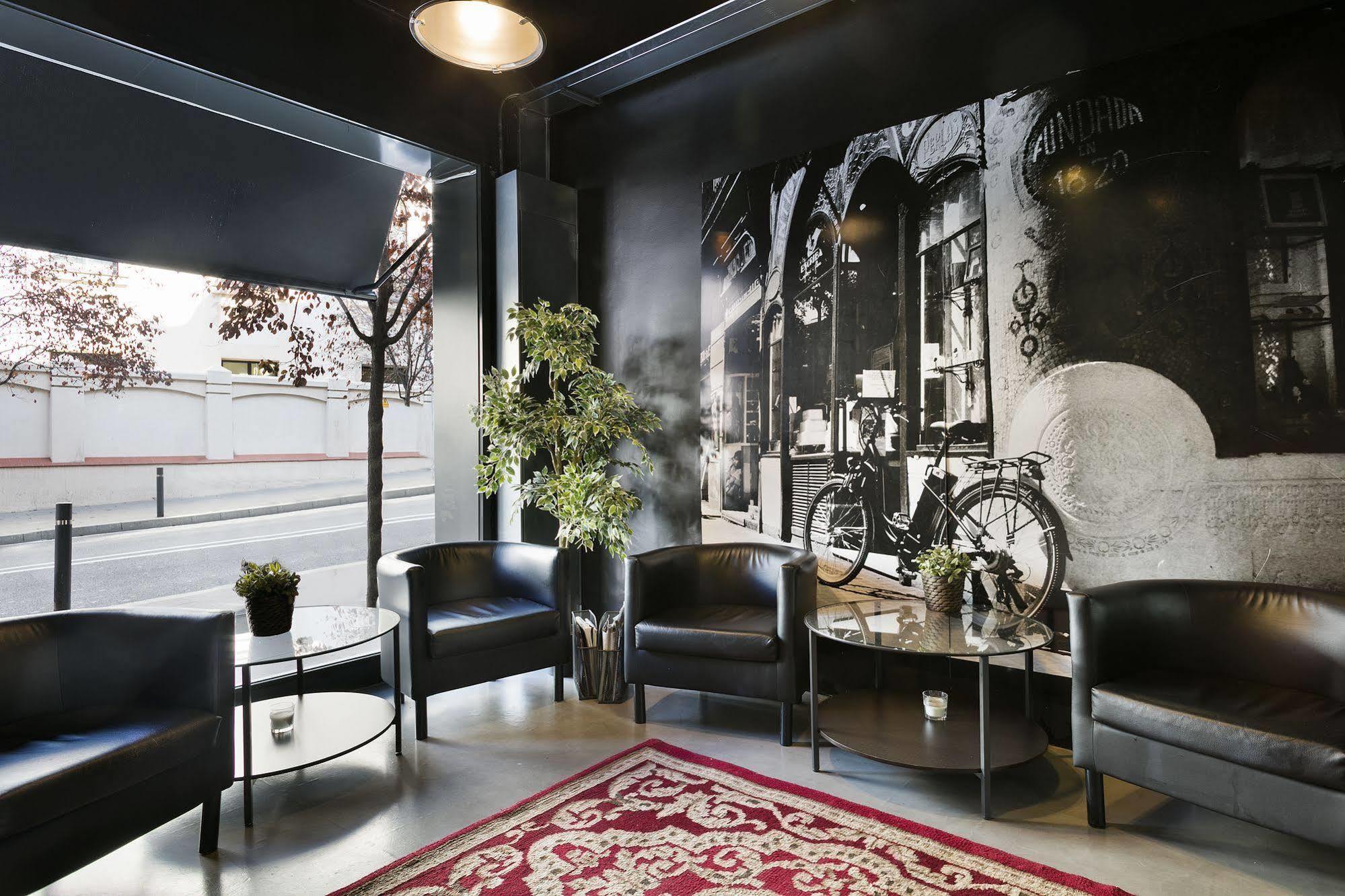 Fira By Gaiarooms Apartament
