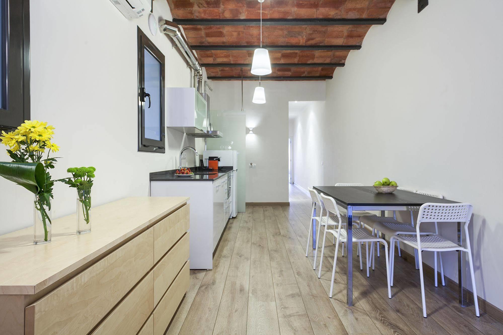 Apartament Fira By Gaiarooms Barcelona
